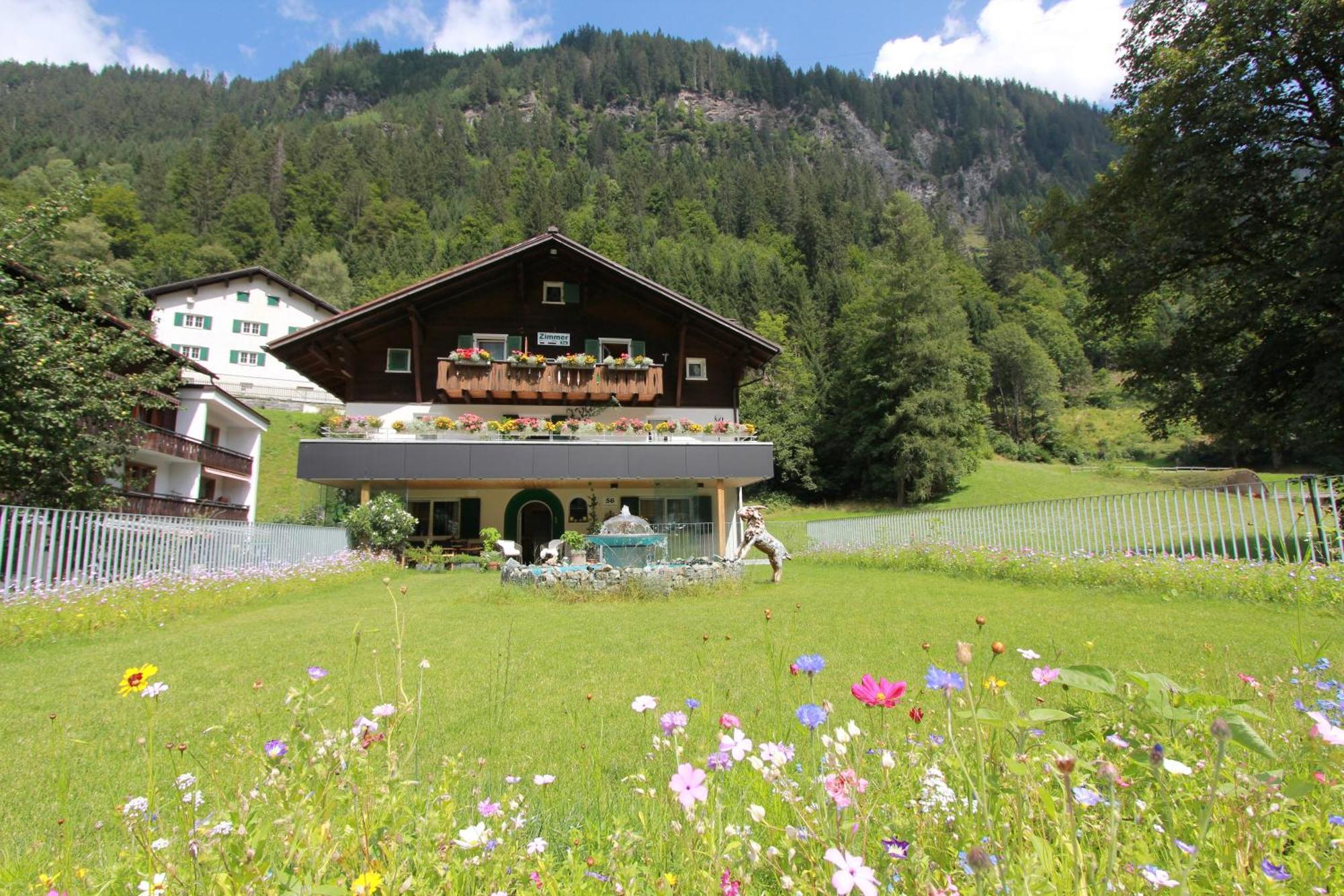 Haus Am Rain Bed & Breakfast Partenen Exterior photo