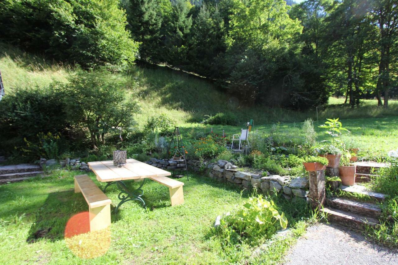 Haus Am Rain Bed & Breakfast Partenen Exterior photo